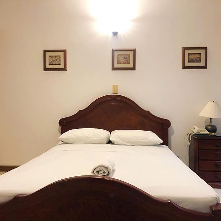 ホテル Casa Rosales メデジン エクステリア 写真