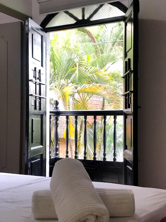 ホテル Casa Rosales メデジン エクステリア 写真