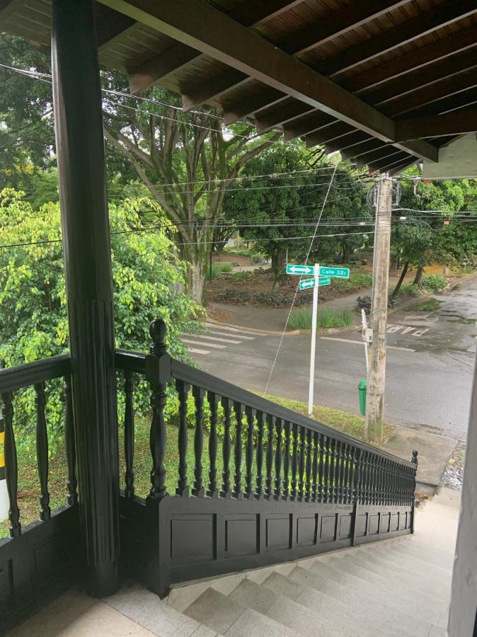 ホテル Casa Rosales メデジン エクステリア 写真